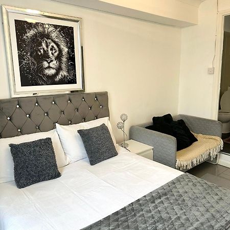 "Bright & Spacious" 3 Bedroom Flat By Kings Cross, St Pancras Station!!!!64 Londyn Zewnętrze zdjęcie