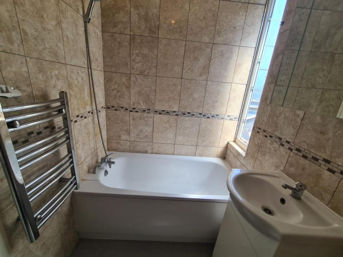 "Bright & Spacious" 3 Bedroom Flat By Kings Cross, St Pancras Station!!!!64 Londyn Zewnętrze zdjęcie