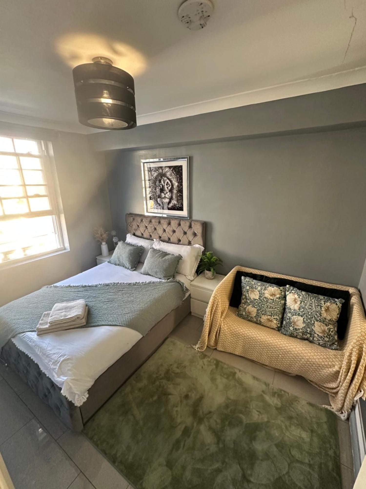 "Bright & Spacious" 3 Bedroom Flat By Kings Cross, St Pancras Station!!!!64 Londyn Zewnętrze zdjęcie