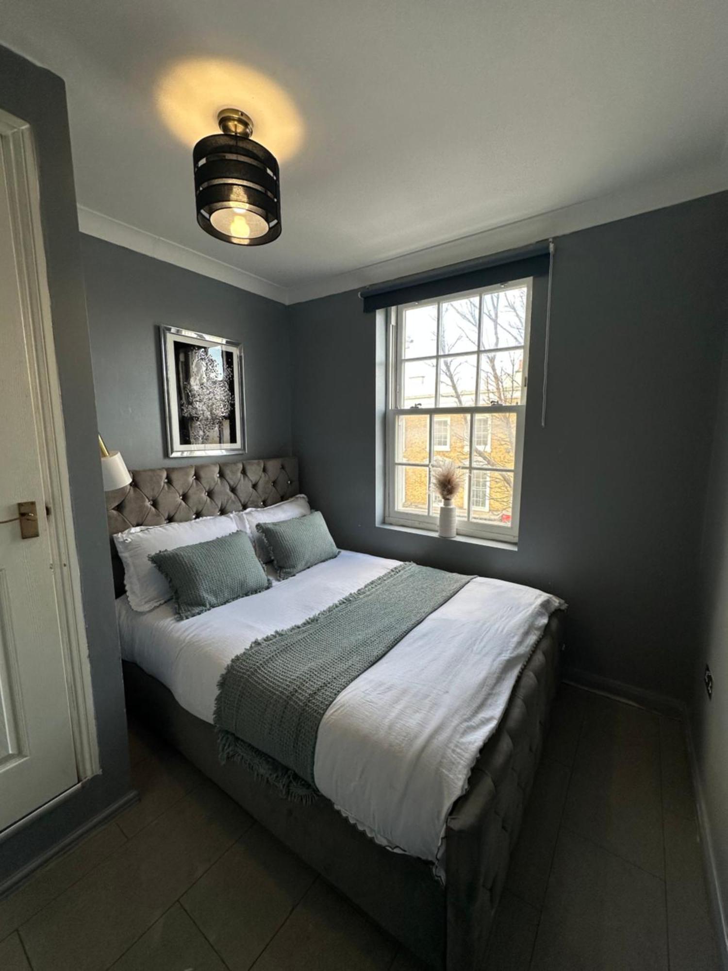 "Bright & Spacious" 3 Bedroom Flat By Kings Cross, St Pancras Station!!!!64 Londyn Zewnętrze zdjęcie