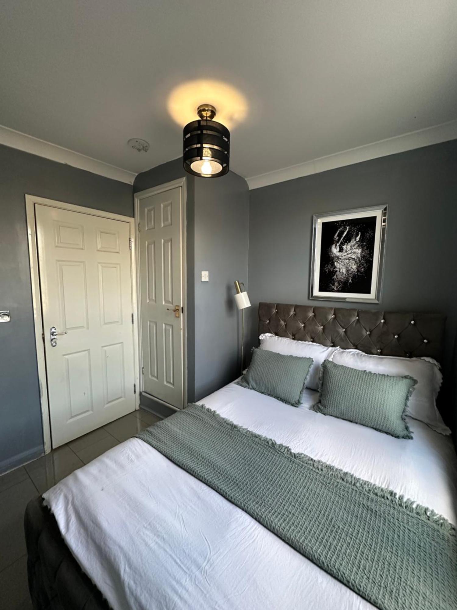 "Bright & Spacious" 3 Bedroom Flat By Kings Cross, St Pancras Station!!!!64 Londyn Zewnętrze zdjęcie
