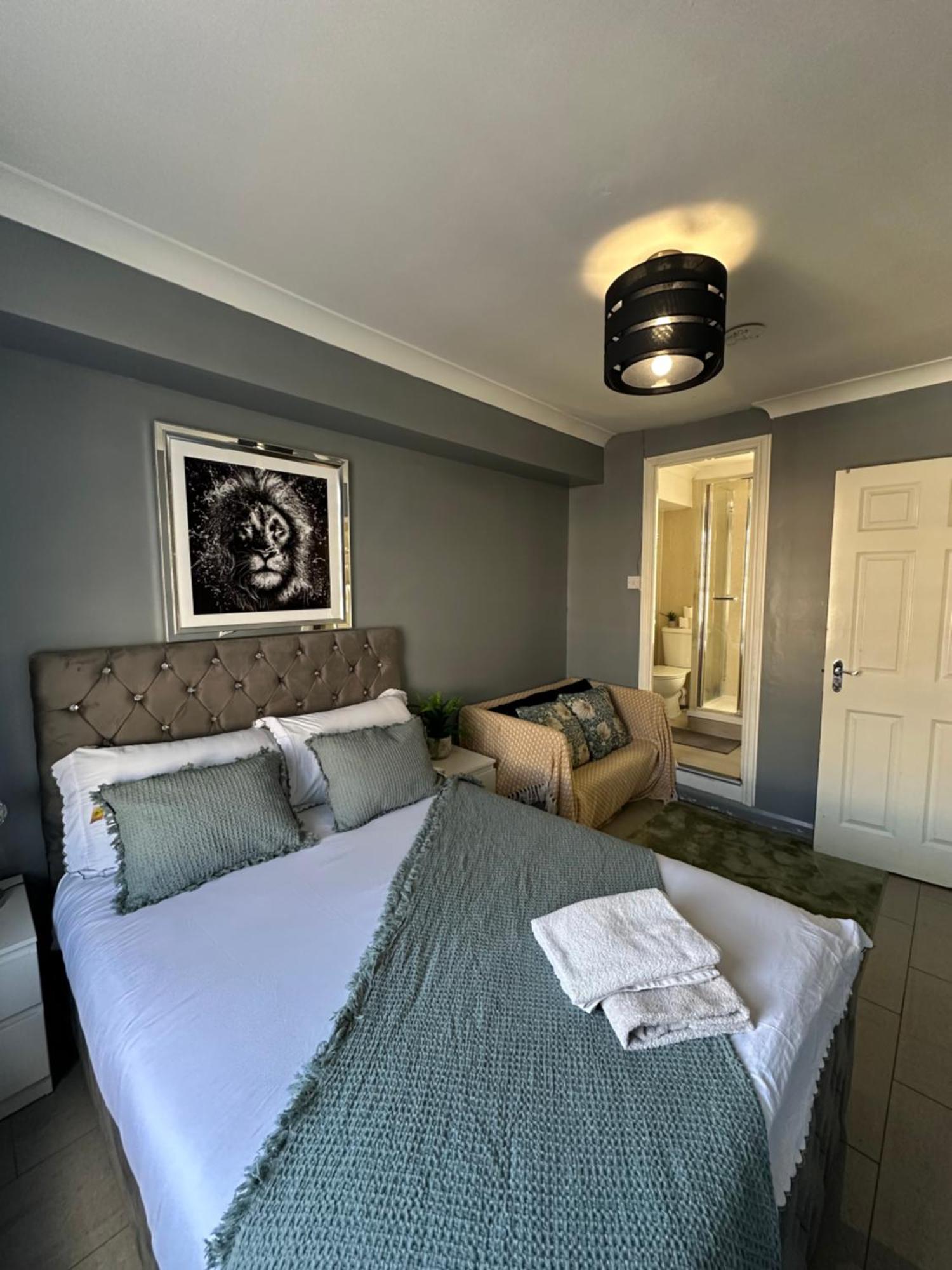 "Bright & Spacious" 3 Bedroom Flat By Kings Cross, St Pancras Station!!!!64 Londyn Zewnętrze zdjęcie